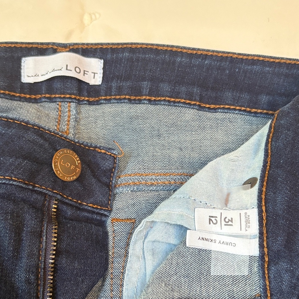 LOFT Women's Dark Blue curvy  Skinny Jeans